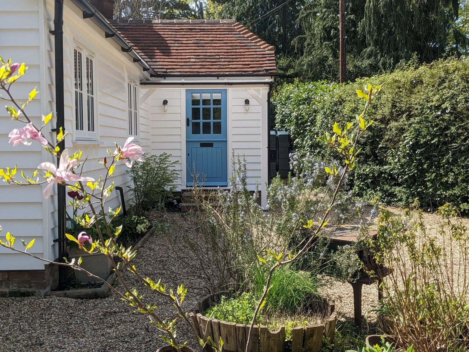 Robertsbridge Cottage, East Sussex – garden and entrance by Mitchells Construction